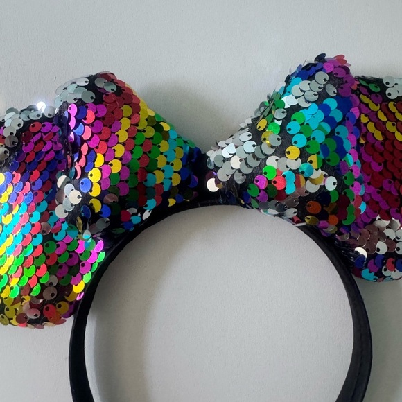 Disney Sequined Minnie Mouse Ears Headband - Picture 3 of 6